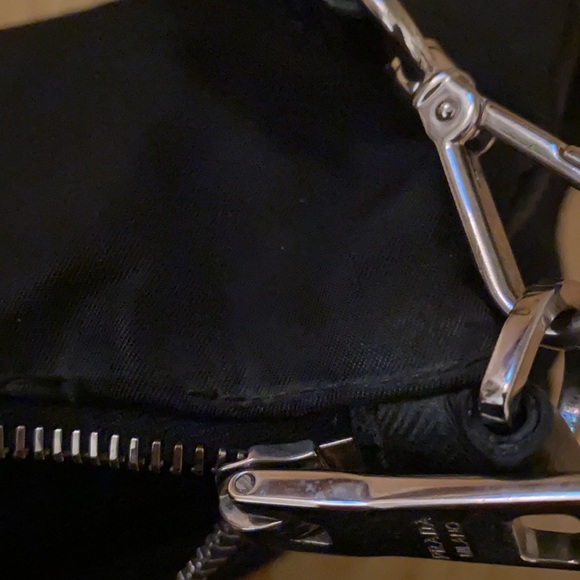 Authentic Prada cross body - Picture 2 of 4